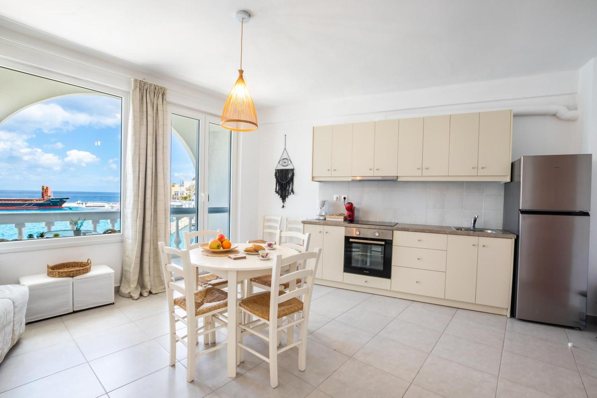 Mimis & Connie 1 Apartment Karpathos Ngoại thất bức ảnh